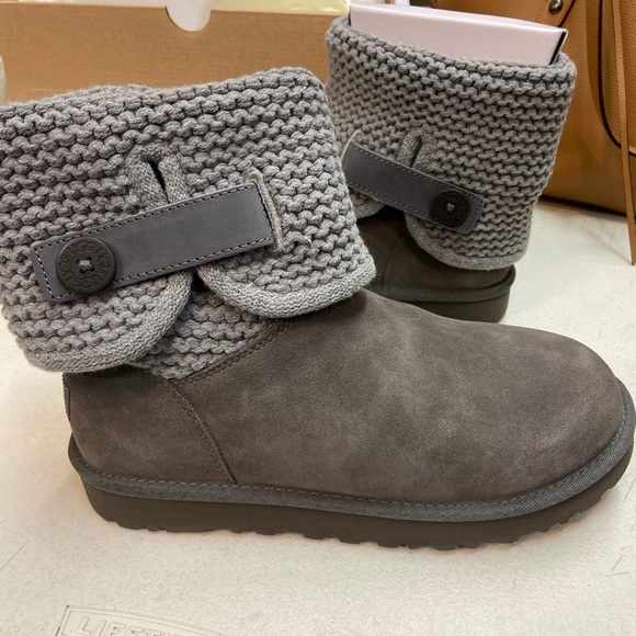 Shaina UGG boot - Picture 6 of 6